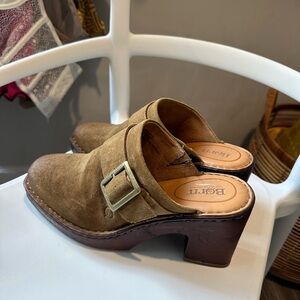 Born women’s clogs